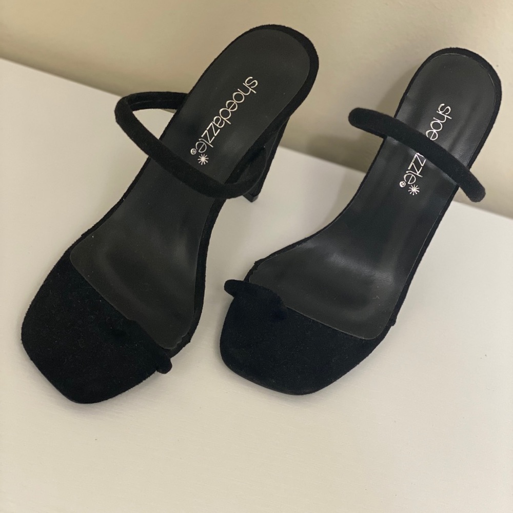 SEXY HEELS - PERFECT WITH A LBD LITTLE BLACK DRESS